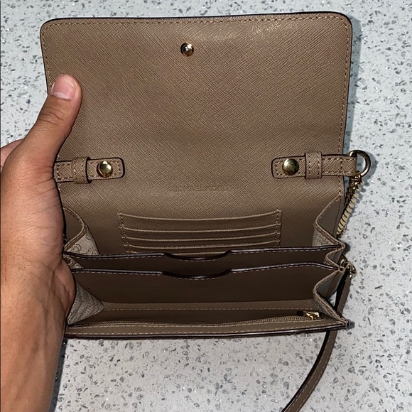 Michael Kors women’s handbag - Picture 2 of 4